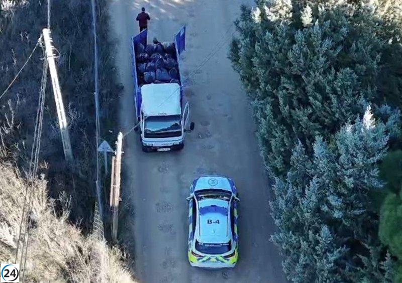 Navalcarnero señala al culpable de los desechos textiles en el Parque de Guadarrama.