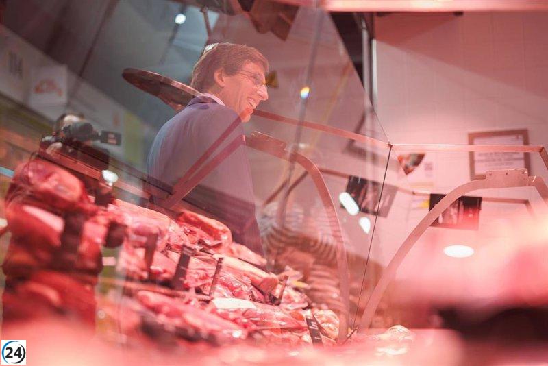 Almeida asegura nueva ordenanza para el control de los mercados municipales, con escuelas de capacitación incluidas.