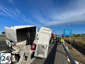 Tres personas resultan heridas leves en accidente en la M-40 en Pozuelo de Alarcón.