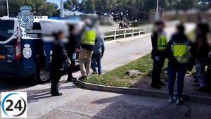 17 arrestos por explotación laboral en centros hípicos.