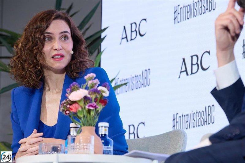 Ayuso acusa a Sánchez de usar instituciones a su conveniencia.