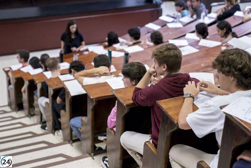 Comienza la EvAU en Madrid para estudiantes de Ciencias con preocupación sobre los cambios previstos para 2024.