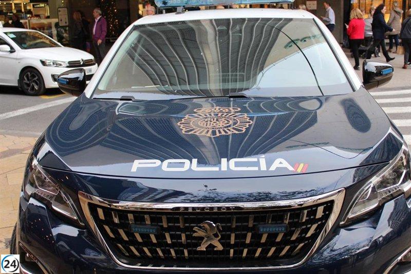 Agente de policía dispara para evitar embestida en robo de bar en Hortaleza.