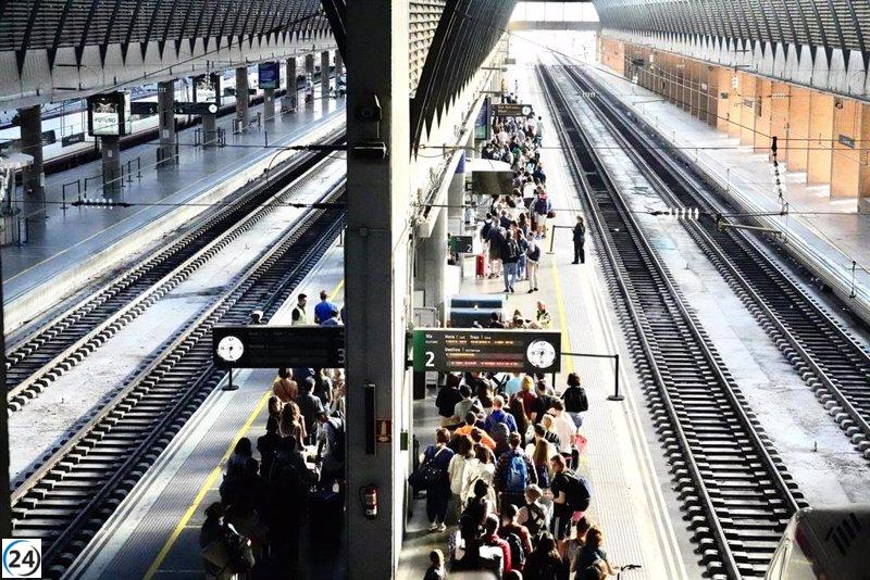 Usuarios de la línea Madrid-Sevilla afectados por retrasos pese a su restablecimiento