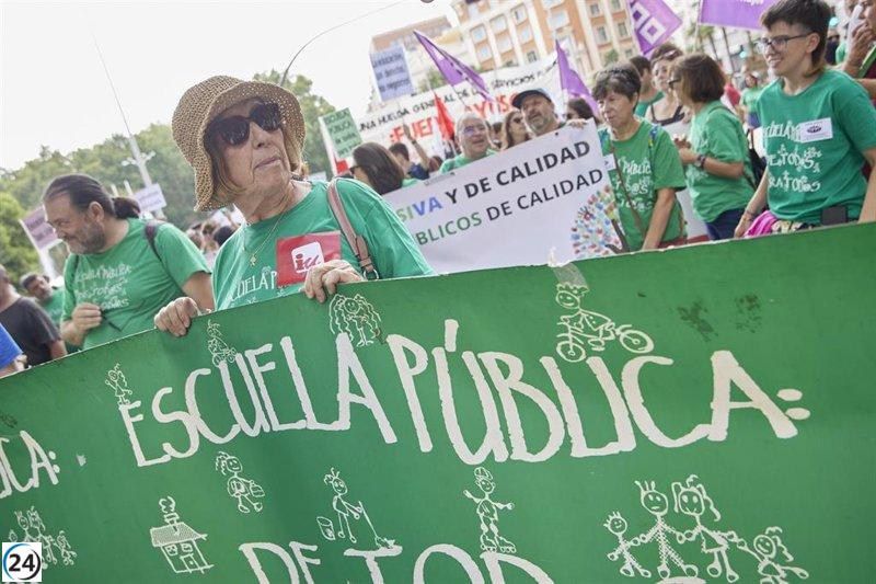 Manifestación de la Marea Verde exigiendo un retorno seguro y de calidad a las escuelas públicas