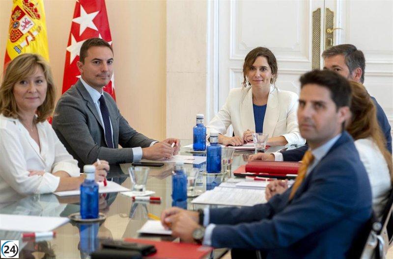 PSOE resalta acuerdo con Ayuso para ampliar horario escolar en primera reunión de legislatura