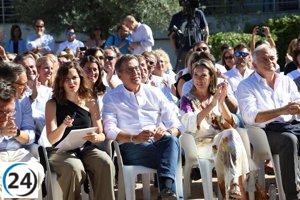 Feijóo será el protagonista en el acto contra la amnistía, con saludo de 'Génova' para Ayuso y Almeida.