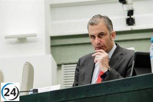 Smith critica a Almeida por complacer a la izquierda, pero aplaude la postura valiente de Albiol