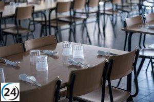Viciana promete que nadie será excluido de la beca comedor si cumple los requisitos, pero las familias se encuentran angustiadas