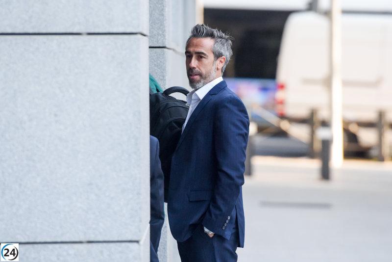 El exseleccionador Jorge Vilda mantiene silencio al llegar a la AN como imputado en el 'caso Rubiales'