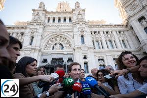 Almeida reprocha a Más Madrid su postura política y su neutralidad con Israel.