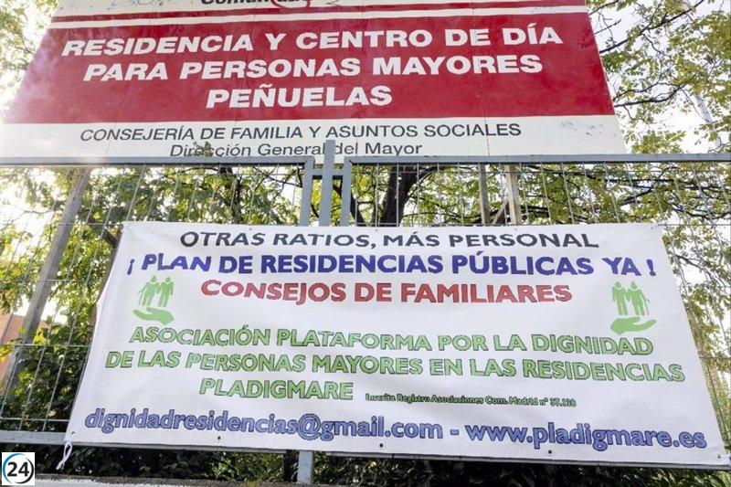 Políticos demandan respeto para los ancianos durante visita a la residencia de Peñuelas