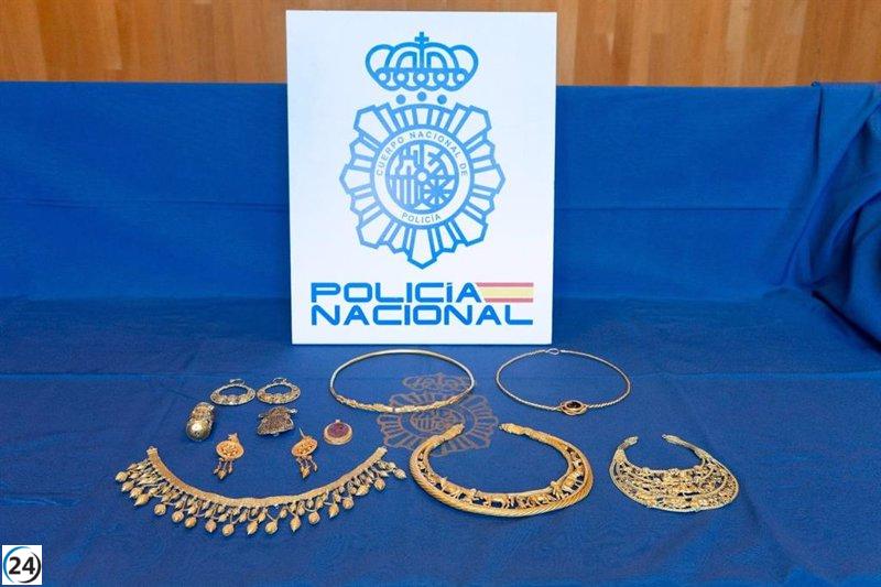 La Policía salva tesoros históricos de Ucrania: ¡11 joyas de oro valoradas en más de 60 millones recobradas!