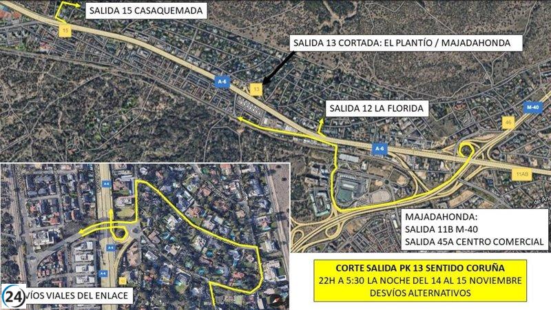 Tráfico paralizado en la A-6 debido a obras de rehabilitación del pavimento en Madrid y Collado Villalba.
