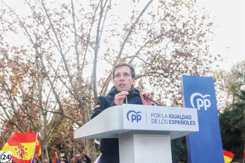 El alcalde de Madrid critica duramente a Abascal: