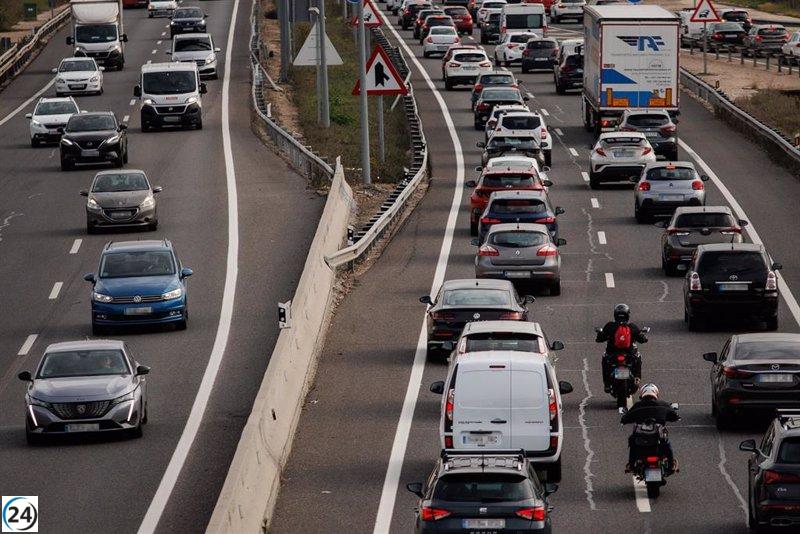 Caos vial en salidas de Madrid y principales autopistas M-40 y M-50